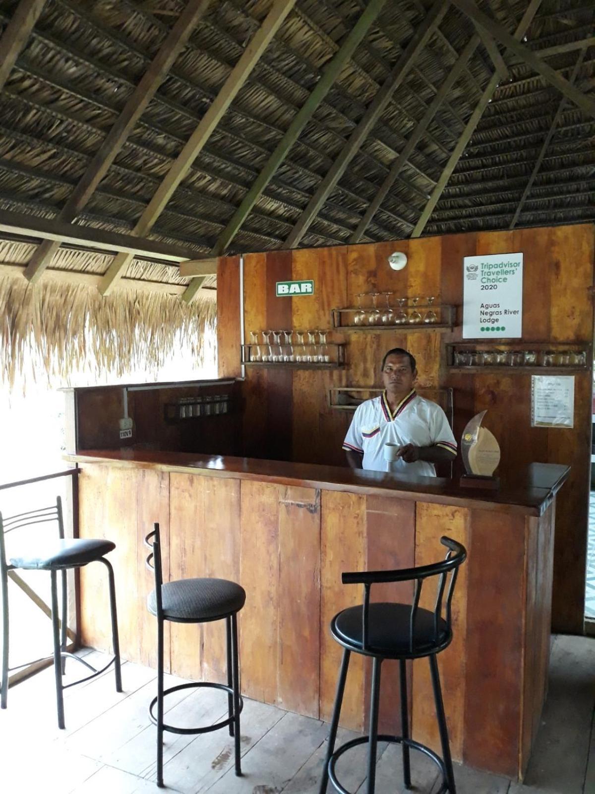 Aguas Negras River Lodge Puerto Montufar Екстериор снимка